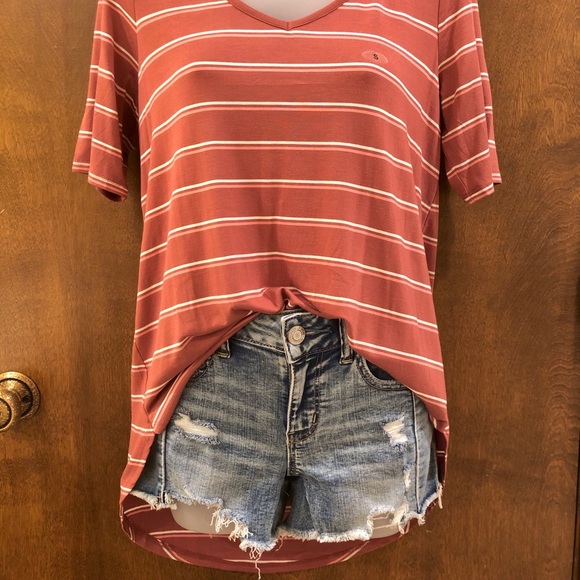 Maurice’s 24/7 Flawless striped tee. NWT small - Picture 11 of 16